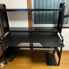 ゲーミングデスク