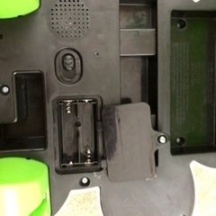 顔の落書きが気になるけど、まだまだ歩けるシマウマウォーカーの画像