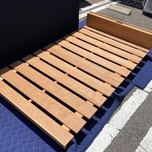 ★売約済み　 【セット販売】セミダブルベッドフレーム セミダブルマットレス チヨダコーポレーション コンセント付き