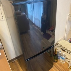 ❣️お譲りします❣️SHARP 冷蔵庫の画像
