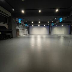 中目黒駅から5分にある 中目黒 レンタルスタジオ すわ山 - 不動産