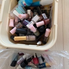 マニキュアとかネイルグッズ