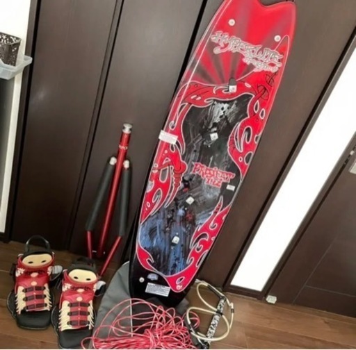 ウエイクボード　シューズ　３点ポール　けん引ロープ　ハーネス　ハンドル