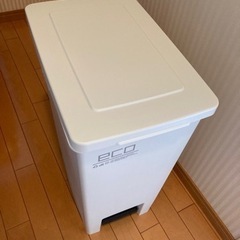 45Lゴミ箱(持っていってくださる方のみ)