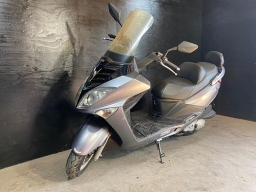 ★お支払総額4.5万円★ SYM RV125i 車格大きい小型入荷！ 4スト、インジェクション♪ 通勤通学にオススメ♪ゆったり通勤！ 関東圏内即日配送可能です！