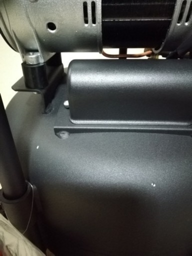 アストロ製コンプレッサー30L