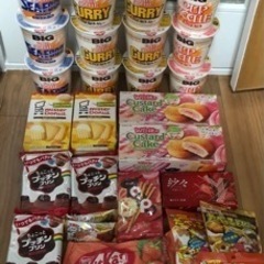 取引中　お菓子　カップヌードル　まとめ売り　食品