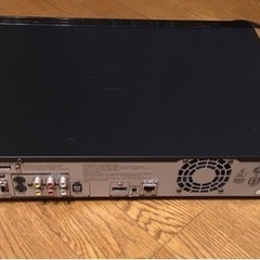 ブルーレイレコーダー 500GB REGZA RD-BR600 リモコン2個付きの画像