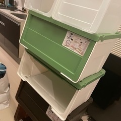 収納ボックスの画像