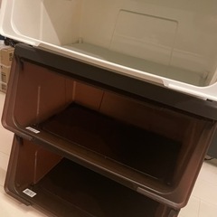 収納ボックスの画像