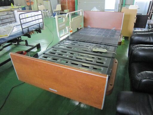 【中古】　介護ベッド　パラマウントベッド 楽匠　2モーター