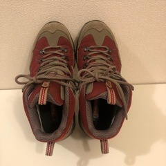 トレッキングシューズの画像