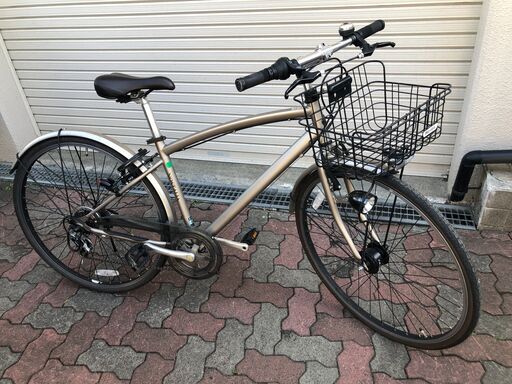 27インチ　中古自転車　状態良し　鍵付き　ライト付き　6段切り替え