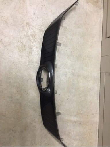 ハリアー80系ドアストライカーカバー及び純正フロントグリル