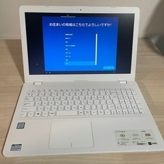 ASUS F542U i3 4GB 1TB HHD第7世代 ASUS VivoBook F542U Core i3 7100U 2.4GHz/8GB/256GB(SSD