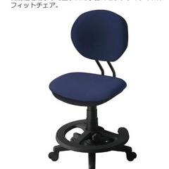 コイズミ　学習椅子　デスクチェアーの画像