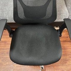 ■タンスのゲン オフィスチェア ハイバック 跳ね上げ式アームレスト ヘッドレスト メッシュ ランバーサポート ロッキング ブラックの画像