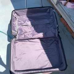 スーツケースの画像