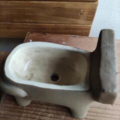 お譲り先が決まりました!植木鉢　リサ・ラーソン風　の画像