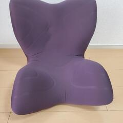 取引中　ナフコ　骨盤矯正椅子　姿勢がよくなる