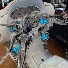 マジェスティC フルカスタム LEDスピーカー4発 下周りLED