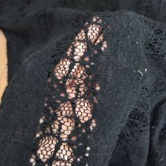 merlot  黒レース トップスの画像