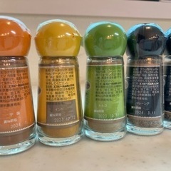 SB未開封スパイス類の画像