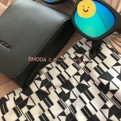 EMODA折りたたみミラーサングラス