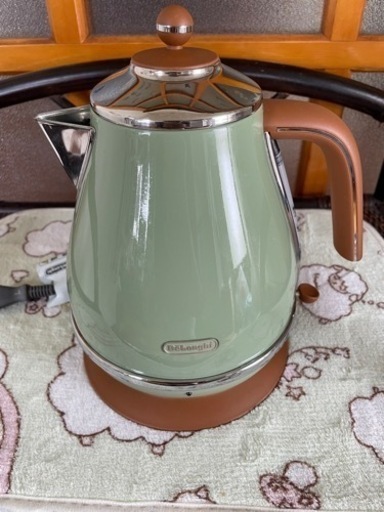 デロンギ製　電気ケトル　美品