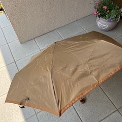 折りたたみ傘　ベージュ