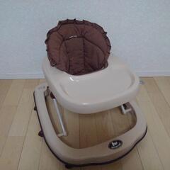 【取引中】歩行器の画像