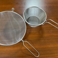 中古）片手圧力鍋 ＋ ざるの画像