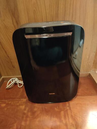 東芝　除湿乾燥機　RAD-DP70X 2012年製