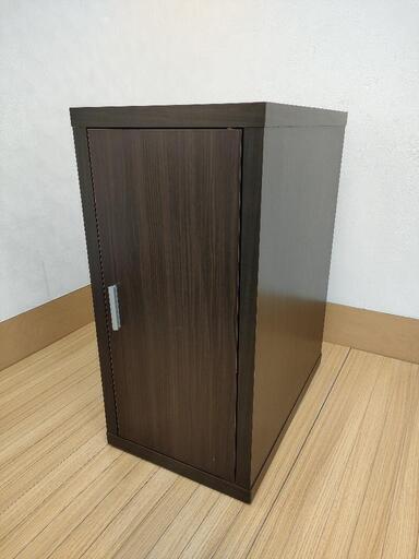 扉付き収納BOX　3段　中古品