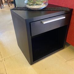 宇都宮でオシャレな家具を探すなら『オトワリバース！』ナイトテーブ...