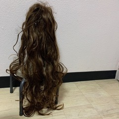 ロングカールウィッグの画像