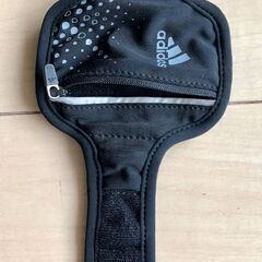 【新品未使用】アディダス＆PHILIPS　ランニングアームポーチ　3点セットの画像