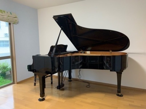 グランドピアノ　ヤマハC5