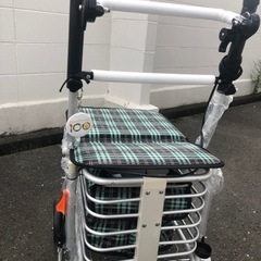お買い物カート　高齢者向け　ブレーキ付き　ほぼ新品の画像