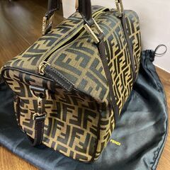 値下げ！FENDIフェンディ　バック　ほぼ新品の画像