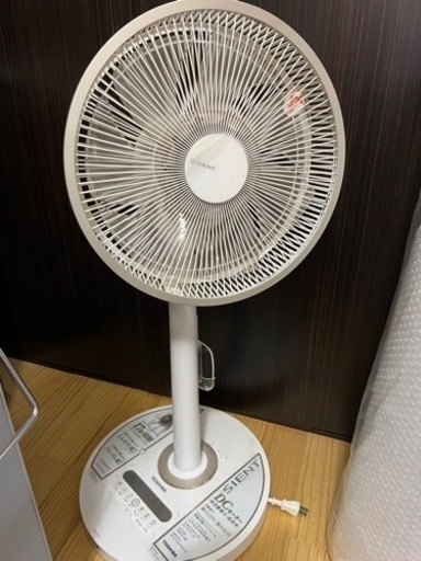 扇風機　東芝　TOSHIBA F-DLS-1000W 2014年製