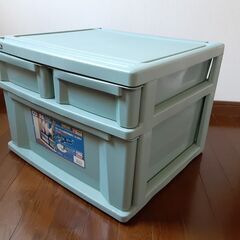 衣装ケース（プラスティック）