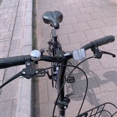 ほぼ新品 電動アシスト自転車の画像