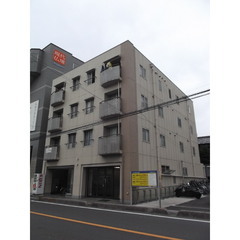JR武蔵野線　吉川駅徒歩1分！目の前に商業施設が見える利便性の高...