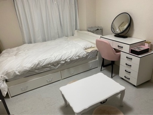 収納付きベッド　セミダブル　ホワイトルーム　姫系