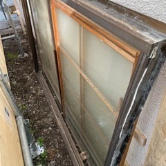 サッシ差し上げます