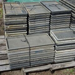 稲苗用の苗箱まとめて1セット（約１００枚セット）の画像