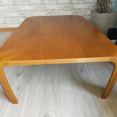 高級　テーブルの画像