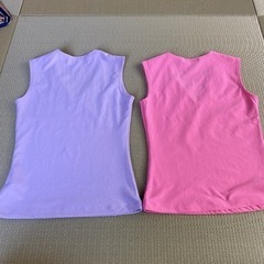美品⭐︎二枚セット⭐︎リトルニューヨーク ビーズ トップ ピンク 紫の画像