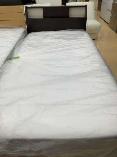 ニトリ　シングルベッド　引き出し付き